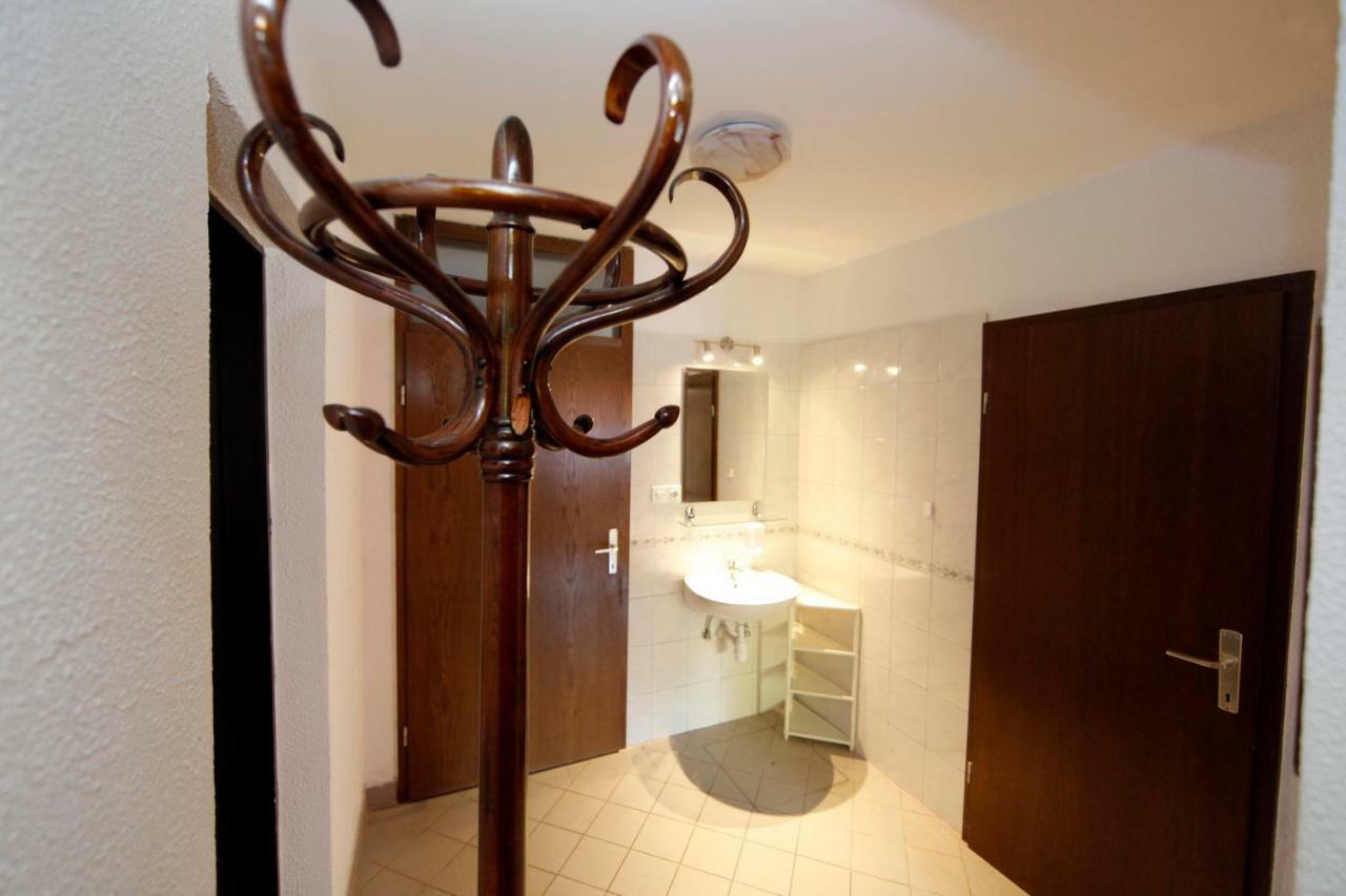 Rooms Ribnikar Постойна Екстер'єр фото